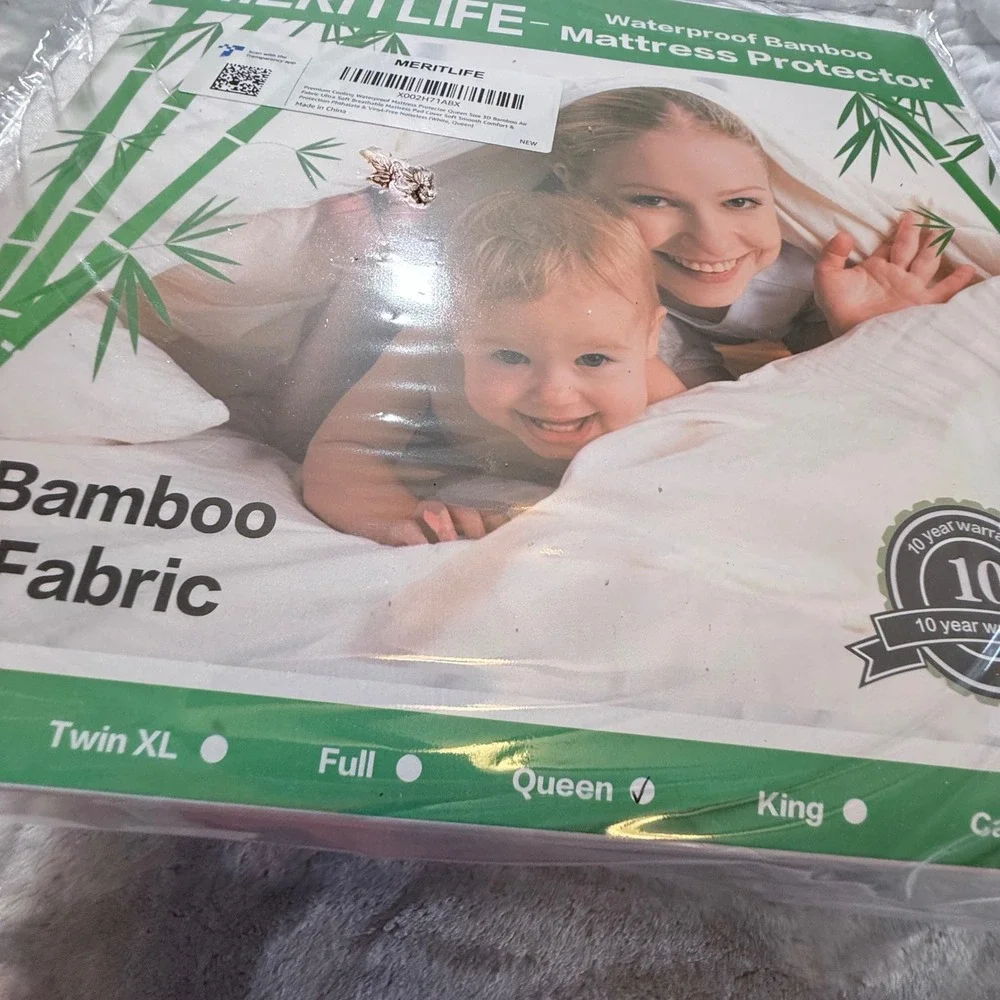 MERITLIFE Waterproof Bamboo Mattress Protector Queen Size‎ 10 Year Warranty